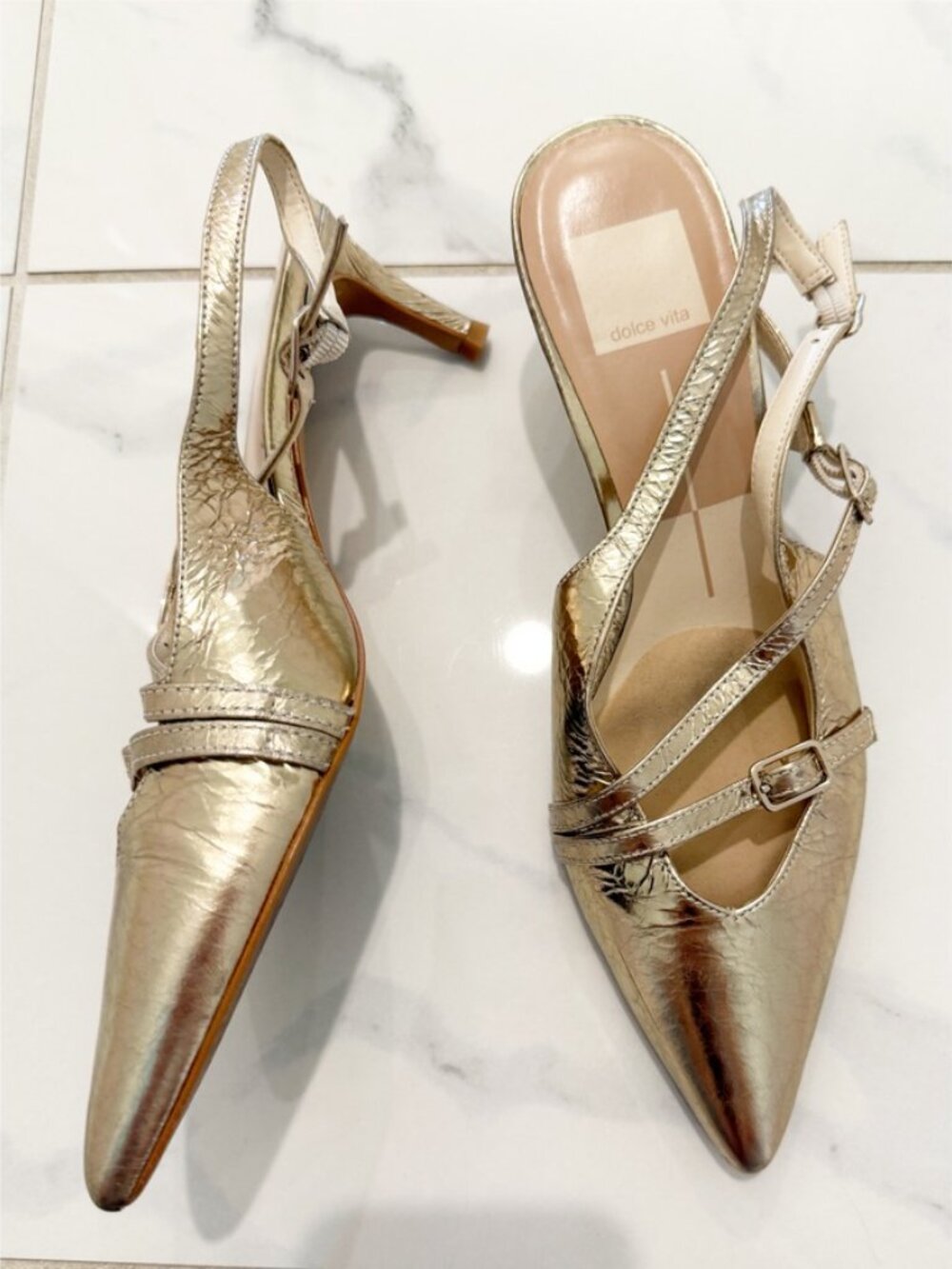 DV by Dolce Vita PAMLA GOLD FLATS DISTRESSED LEATHER 7 - Picture 2 of 10